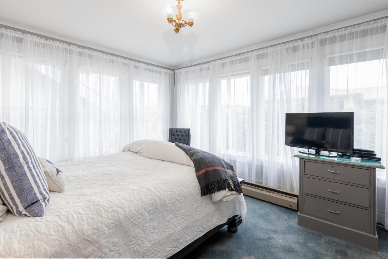 Nantucket Whale Inn, Half Moon Bay Buitenkant foto