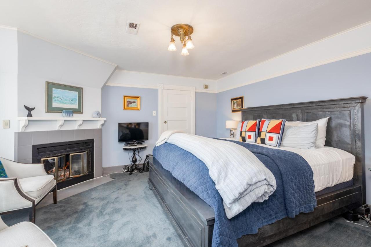 Nantucket Whale Inn, Half Moon Bay Buitenkant foto