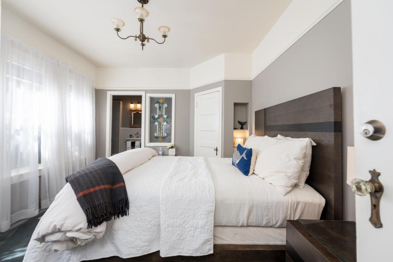 Nantucket Whale Inn, Half Moon Bay Buitenkant foto
